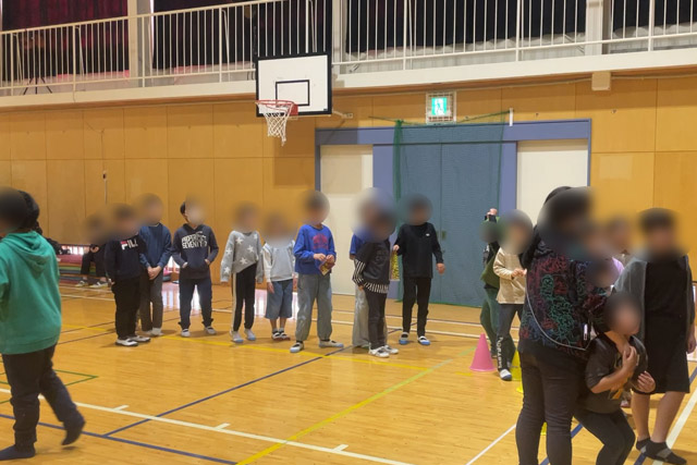 ビンゴ大会で使用するガチャガチャマシン